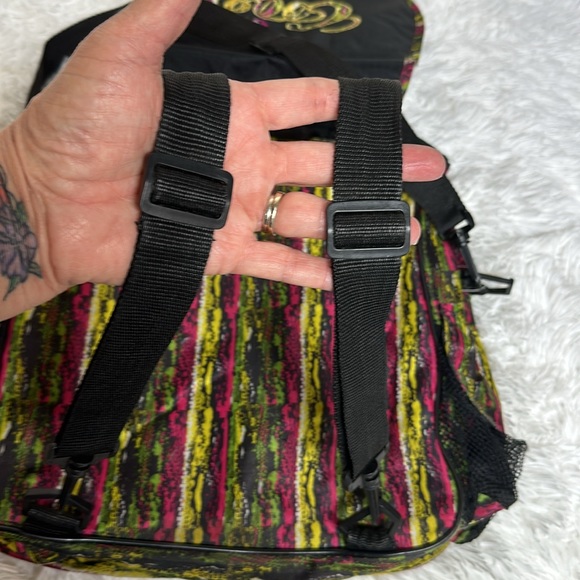 Coogi Backpack Messenger Bag (Carry on Colorful-Hard to find) - Picture 4 of 13